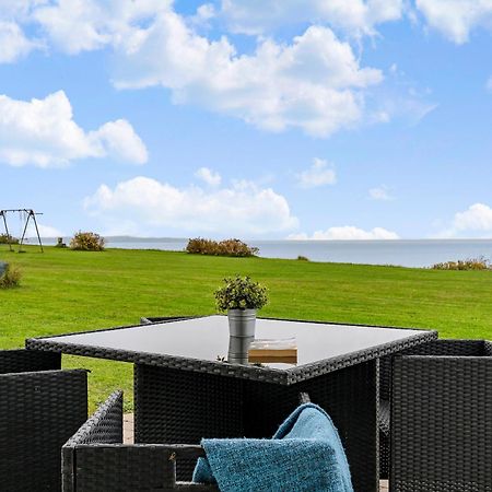 Immaculate 2-Bed House At The Beach 12H Brenderup Buitenkant foto
